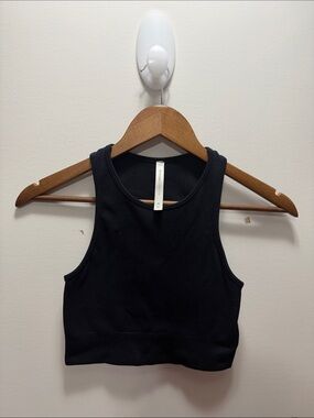 Aritzia Babaton Black Ribbed Crop Tank - Sleeveless Racerback Size XS